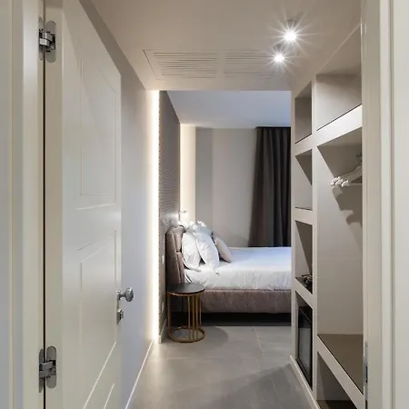 Il Pumo - Apulian Savoia Guest house 4*