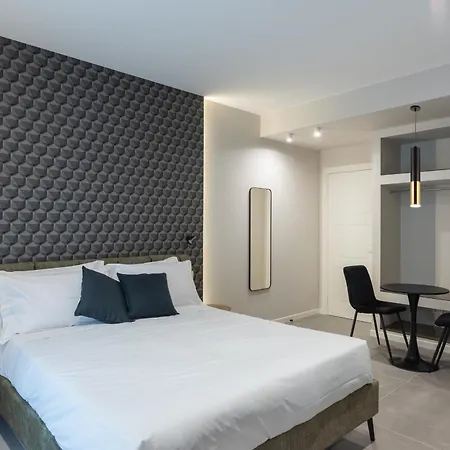 Il Pumo - Apulian Savoia Guest house 4*